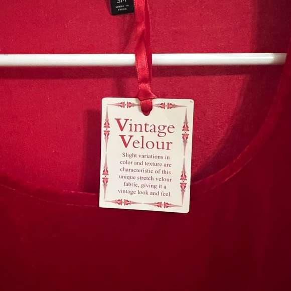 FINAL PRICE NWT Pajamagram Vintage Velour Red Top - Picture 3 of 7